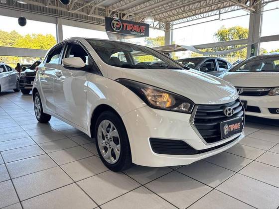 HYUNDAI HB20 1.0 COMFORT PLUS 12V FLEX 4P MANUAL HYUNDAI HB20 1.0 COMFORT PLUS 12V FLEX 4P MANUAL